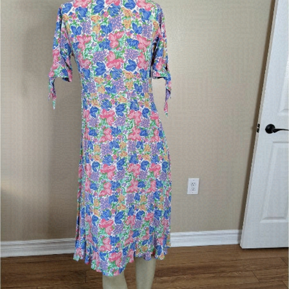 FAITHFULL The Brand Emilia Jemima Midi Floral Crepe Dress